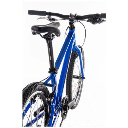 041957-02-crop.webp